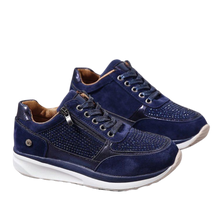 Load image into Gallery viewer, Zapatillas con cuña y cristales strass
-Azul/EU35/US4/UK2Azul/EU36/US5/UK3Azul/EU37/US6/UK4Azul/EU38/US7/UK5Azul/EU39/US8/UK6Azul/EU40/US9/UK7Azul/EU41/US10/UK8Azul/EU42/US11/UK9Azul/EU43/US12/UK10 - Ozerty